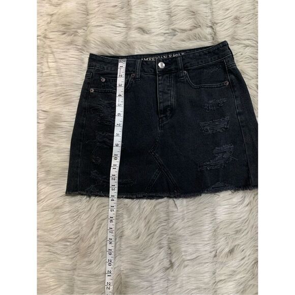 American Eagle Distressed Black Denim Skirt Size 2 - Picture 6 of 6